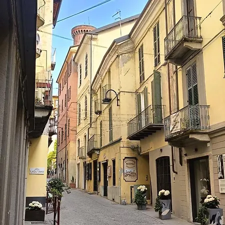 Via Iv Martiri 10 Appartamento Ivrea