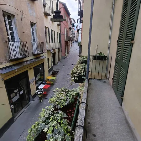 Via Iv Martiri 10 Appartamento